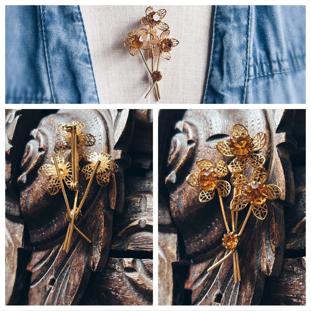 1950s Retro Five-Flower Brooch | Topaz Rhinestone & Gold Tone - Picture 8 of 8